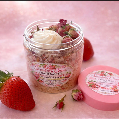Mother's Day Strawberry Spa Gift Box – Luxury Handmade Pamper Set for Mum